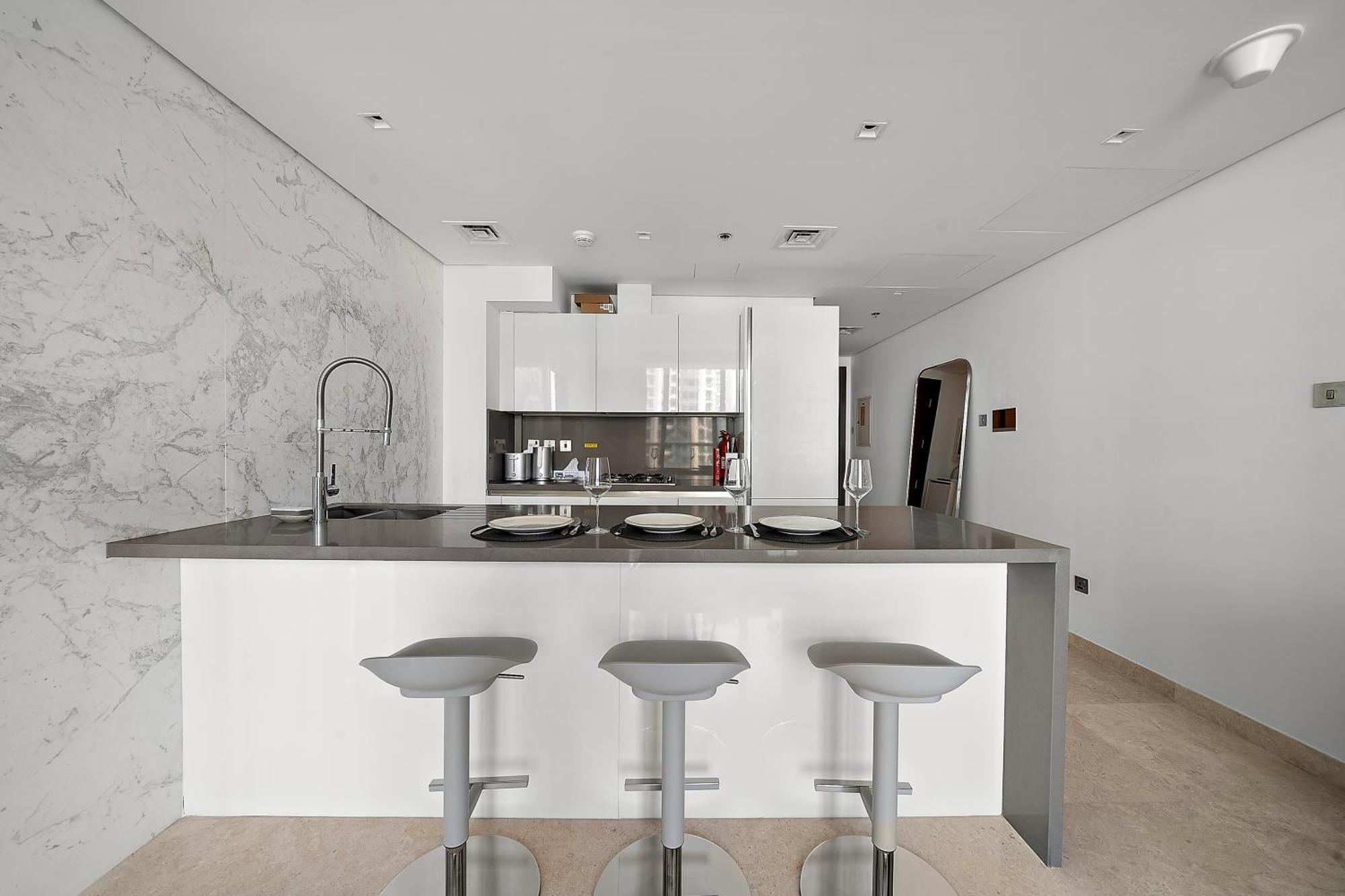 Luxury Living In Sterling West Apartment Dubai