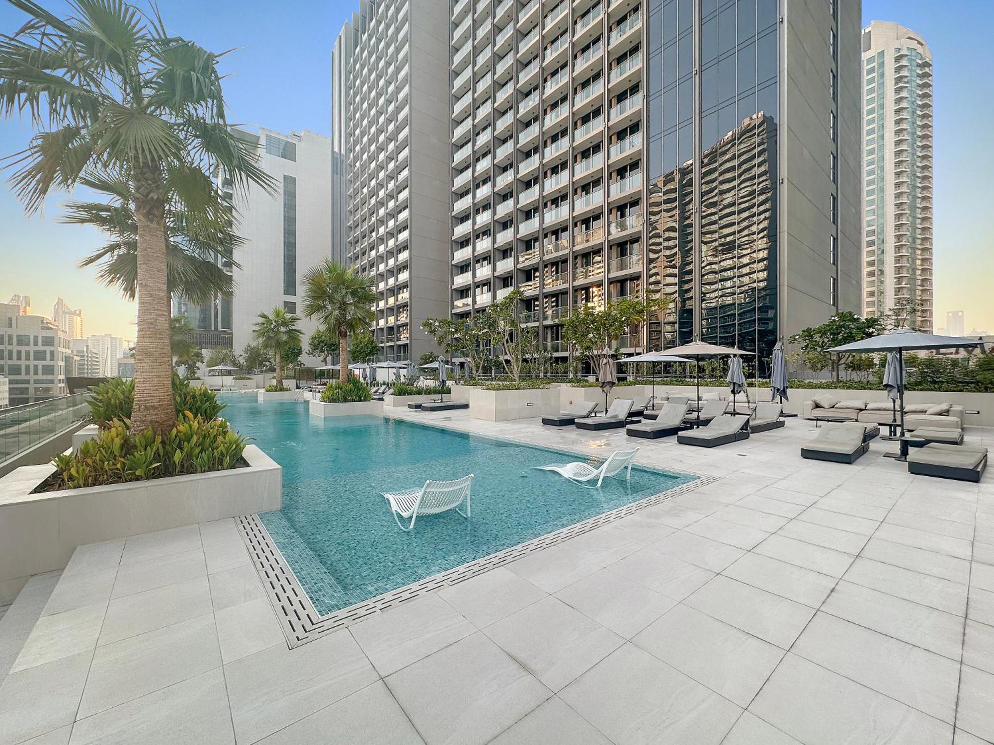 Luxury Living In Sterling West Apartment Dubai